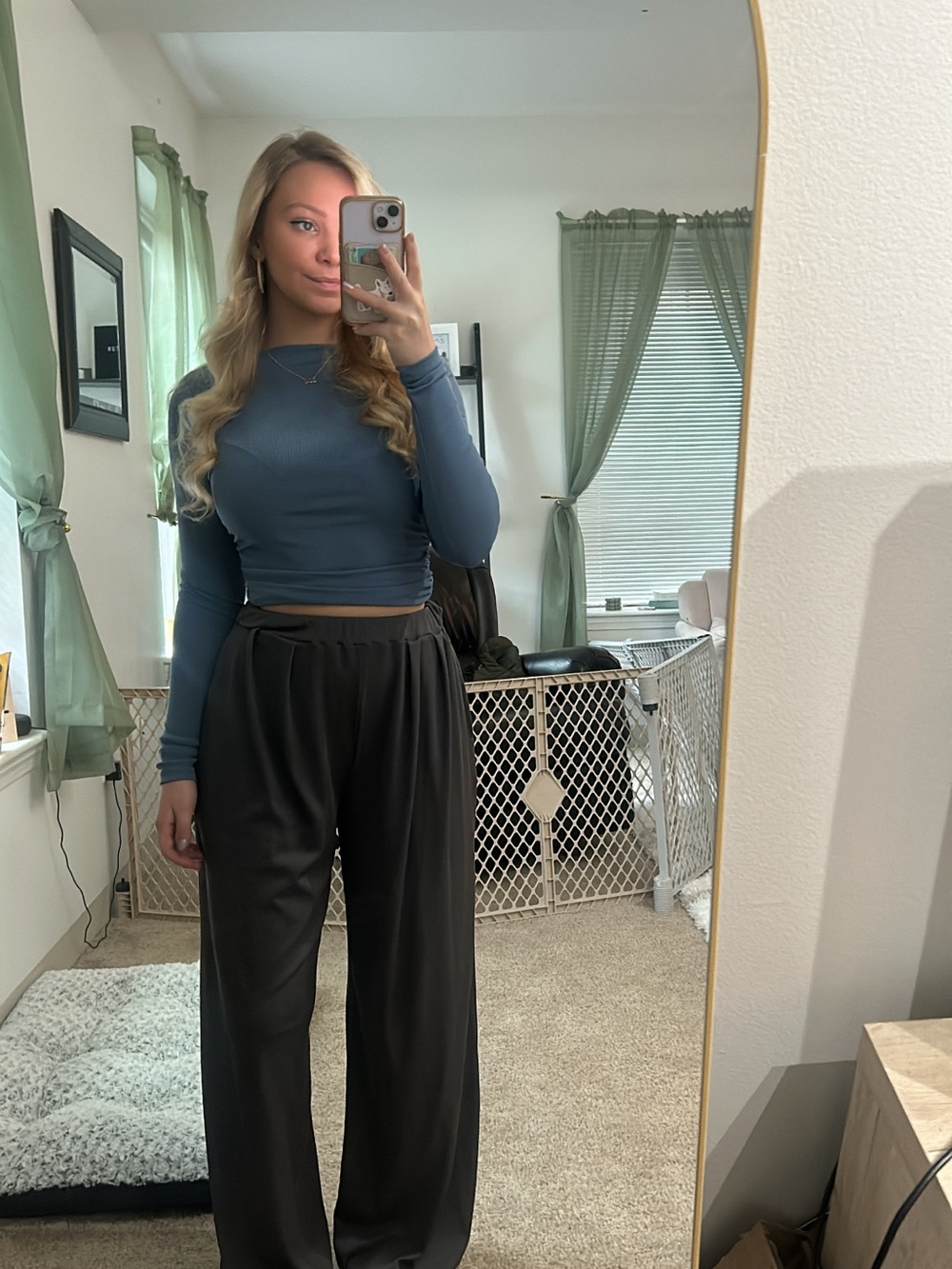 Women's Wide-Leg Pants in Black